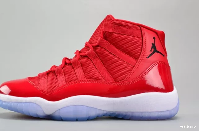 (GS) 637 WellDesigned RETRO BG JORDAN 11 734 AIR 1023